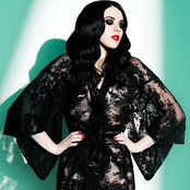 Clare Maguire - List pictures