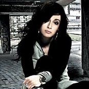 Kenza Farah - List pictures