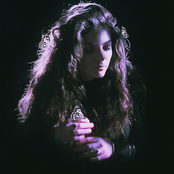 Lorde - List pictures