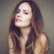 Natalia Doco - List pictures