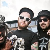 Skindred - List pictures