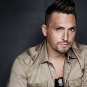 Akos - List pictures