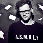 The Kite String Tangle - List pictures