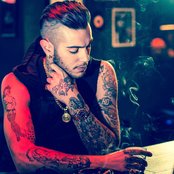 Emis Killa - List pictures