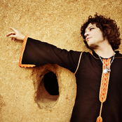 Enrique Bunbury - List pictures