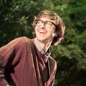 Martin Courtney - List pictures