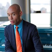 Aaron Diehl - List pictures