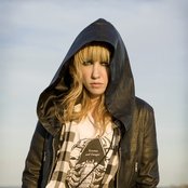 Ladyhawke - List pictures