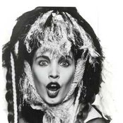 Lene Lovich - List pictures