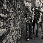 Middle Brother - List pictures