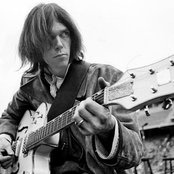 Neil Young & Crazy Horse - List pictures