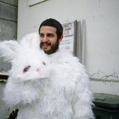 Say Hi - List pictures