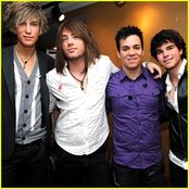 Push Play - List pictures