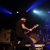 Skindred - List pictures