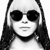 Emika - List pictures