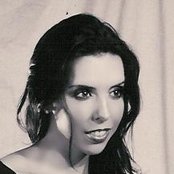 Laura Sullivan - List pictures