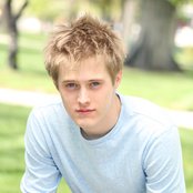 Lucas Grabeel - List pictures