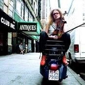 Miri Ben-ari - List pictures