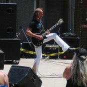 Blind Illusion - List pictures