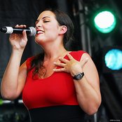 Caro Emerald - List pictures