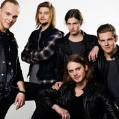 Outtrigger - List pictures