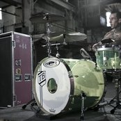 Travis Barker - List pictures