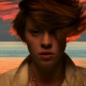 La Roux - List pictures