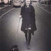 Ren Harvieu - List pictures