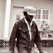 Milton Nascimento - List pictures