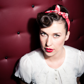 Lanie Lane - List pictures