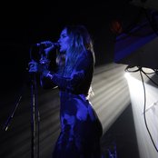 Jess Mills - List pictures