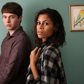 Alunageorge - List pictures