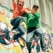 Junior Senior - List pictures