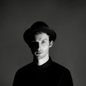 Jaymes Young - List pictures