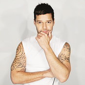 Ricky Martin - List pictures