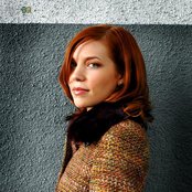 Holly Brook - List pictures