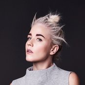 Vanbot - List pictures