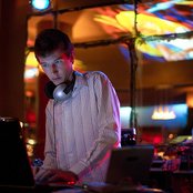 Pogo - List pictures