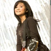 Gita Gutawa - List pictures