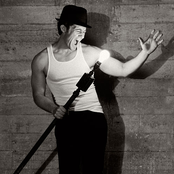 Matthew Morrison - List pictures