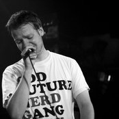 Snew - List pictures