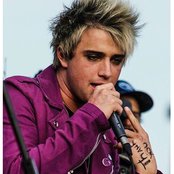 Dalton Rapattoni - List pictures