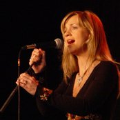 Cara Dillon - List pictures