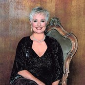 Shirley Jones - List pictures