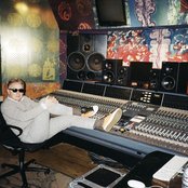 Malcolm Mclaren - List pictures