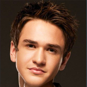 Aaron Kelly - List pictures