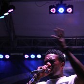 Deniro Farrar - List pictures