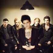 Make Me Famous - List pictures