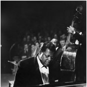 Oscar Peterson - List pictures