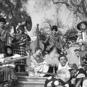 Gadjo - List pictures